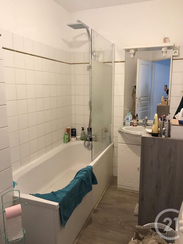 Appartement F2 &agrave; louer - 3 pi&egrave;ces - 40,98 m2 - Couthenans - 70 - FRANCHE-COMTE