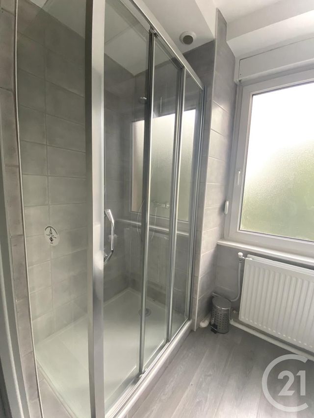 Appartement F1 &agrave; louer - 1 pi&egrave;ce - 25 m2 - Ste Suzanne - 25 - FRANCHE-COMTE