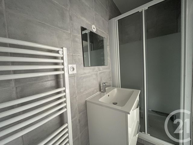 Appartement Studio &agrave; louer - 1 pi&egrave;ce - 24 m2 - Ste Suzanne - 25 - FRANCHE-COMTE