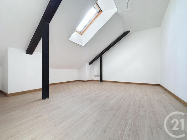 Appartement F6 &agrave; louer - 6 pi&egrave;ces - 130 m2 - Dampierre Les Bois - 25 - FRANCHE-COMTE