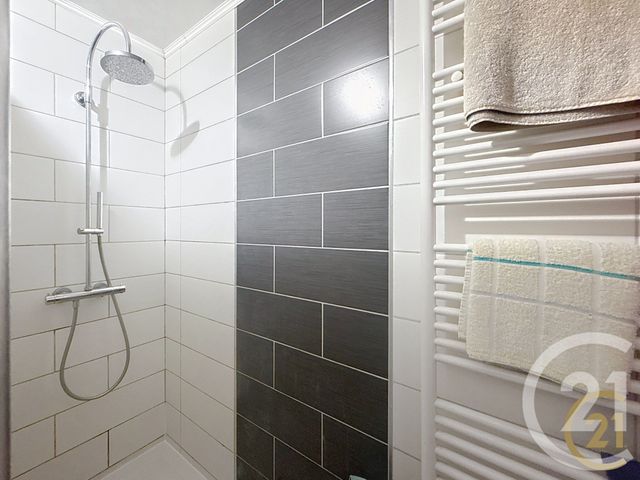 Appartement F5 &agrave; vendre - 6 pi&egrave;ces - 106 m2 - Belfort - 90 - FRANCHE-COMTE