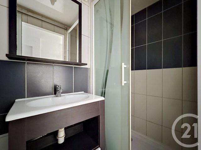 Appartement Studio &agrave; louer - 1 pi&egrave;ce - 17 m2 - Montbeliard - 25 - FRANCHE-COMTE