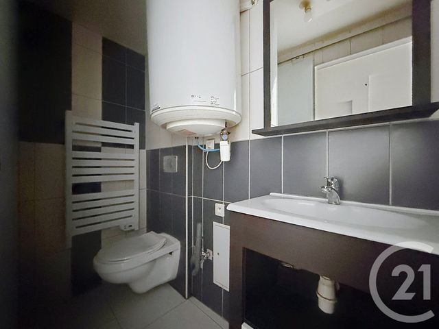 Appartement Studio &agrave; louer - 1 pi&egrave;ce - 17 m2 - Montbeliard - 25 - FRANCHE-COMTE