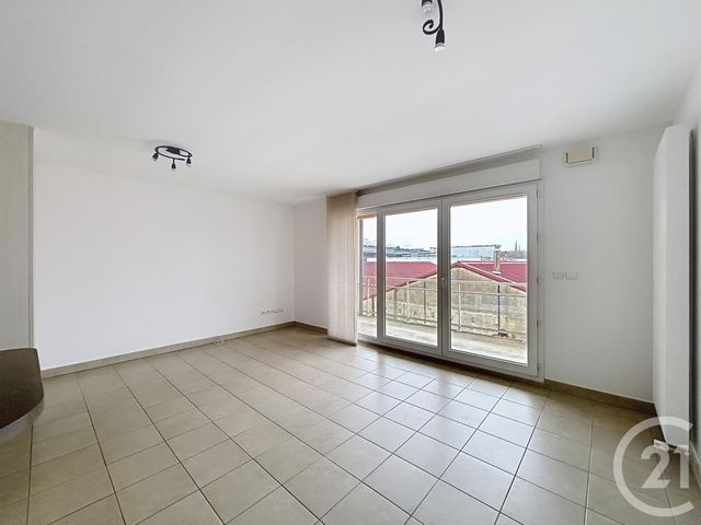 Appartement F2 &agrave; louer - 2 pi&egrave;ces - 49,66 m2 - Montbeliard - 25 - FRANCHE-COMTE