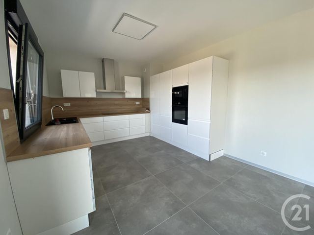 Appartement F5 &agrave; louer - 5 pi&egrave;ces - 120 m2 - Etupes - 25 - FRANCHE-COMTE