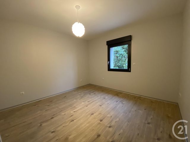 Appartement F5 &agrave; louer - 5 pi&egrave;ces - 120 m2 - Etupes - 25 - FRANCHE-COMTE