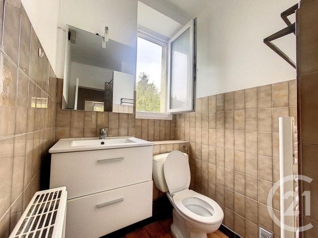 Appartement T2 &agrave; louer - 2 pi&egrave;ces - 41,40 m2 - Voujeaucourt - 25 - FRANCHE-COMTE