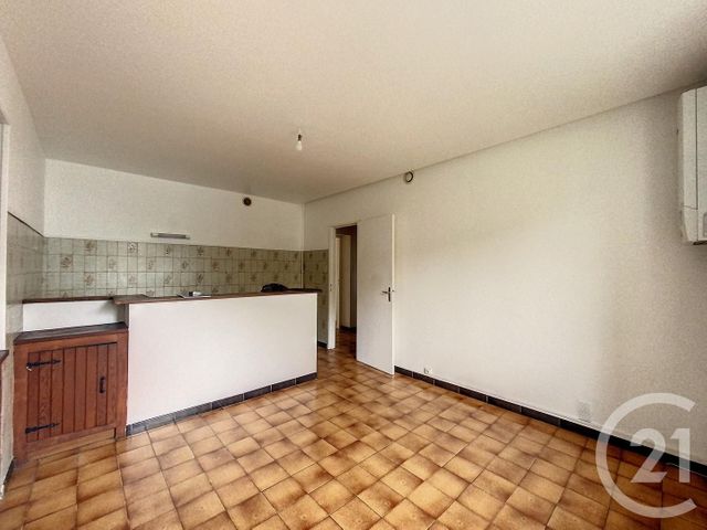 Appartement T2 &agrave; louer - 2 pi&egrave;ces - 41,40 m2 - Voujeaucourt - 25 - FRANCHE-COMTE
