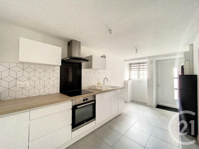 Appartement F2 &agrave; louer - 2 pi&egrave;ces - 55 m2 - Montbeliard - 25 - FRANCHE-COMTE