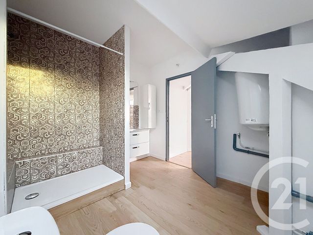 Appartement F2 &agrave; louer - 2 pi&egrave;ces - 50,91 m2 - Sochaux - 25 - FRANCHE-COMTE