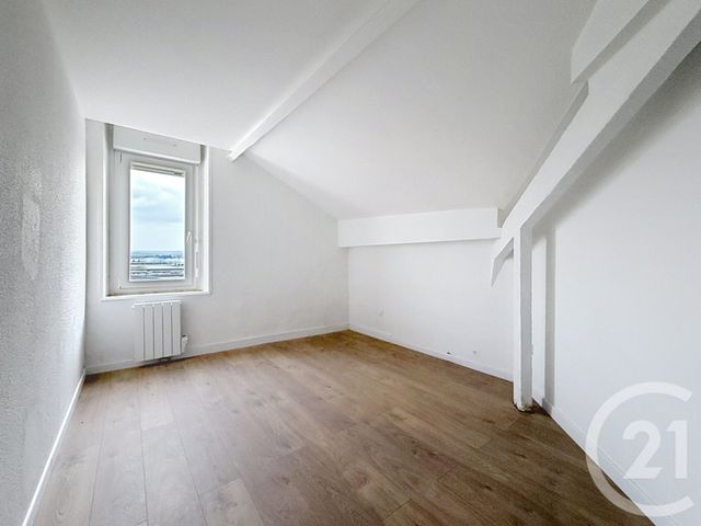 Appartement F2 &agrave; louer - 2 pi&egrave;ces - 50,91 m2 - Sochaux - 25 - FRANCHE-COMTE