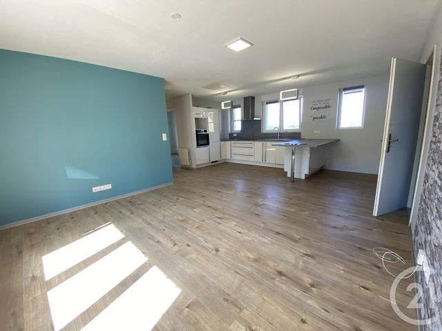 Maison &agrave; louer - 4 pi&egrave;ces - 85 m2 - Etupes - 25 - FRANCHE-COMTE