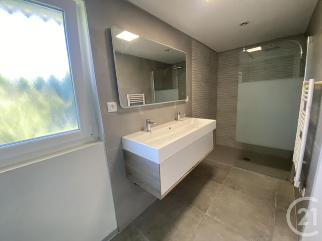 Maison &agrave; louer - 4 pi&egrave;ces - 85 m2 - Etupes - 25 - FRANCHE-COMTE