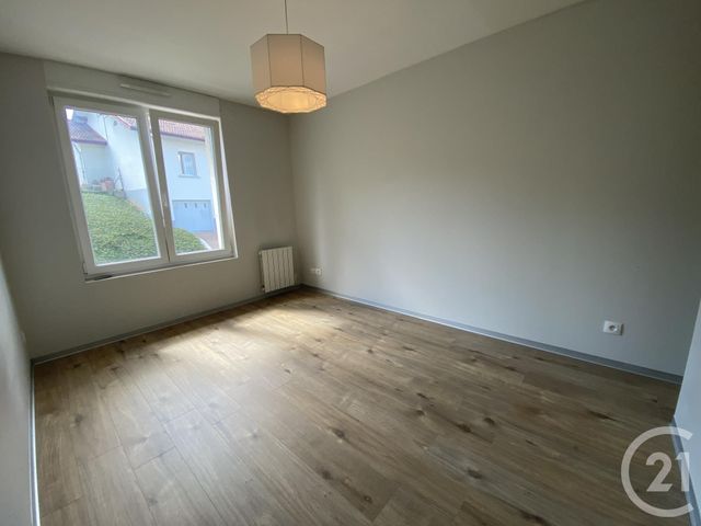 Maison &agrave; louer - 4 pi&egrave;ces - 85 m2 - Etupes - 25 - FRANCHE-COMTE