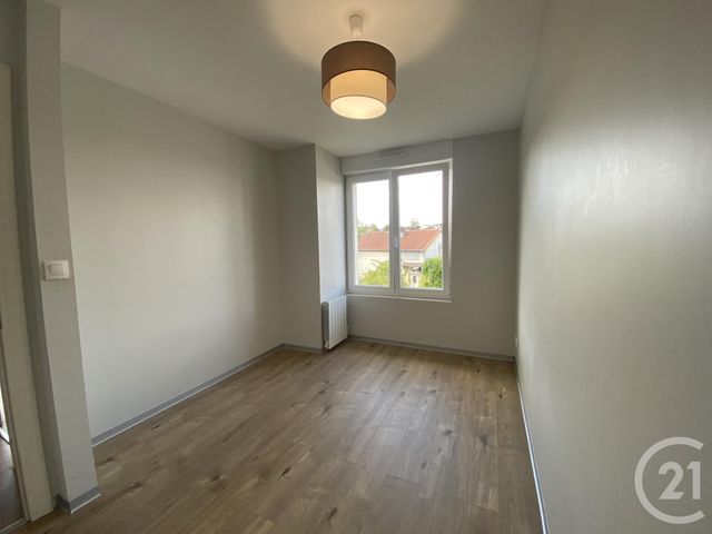 Maison &agrave; louer - 4 pi&egrave;ces - 85 m2 - Etupes - 25 - FRANCHE-COMTE