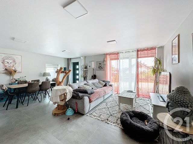 Appartement F3 &agrave; louer - 3 pi&egrave;ces - 80 m2 - Etupes - 25 - FRANCHE-COMTE