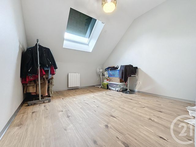 Appartement F3 &agrave; louer - 3 pi&egrave;ces - 80 m2 - Etupes - 25 - FRANCHE-COMTE