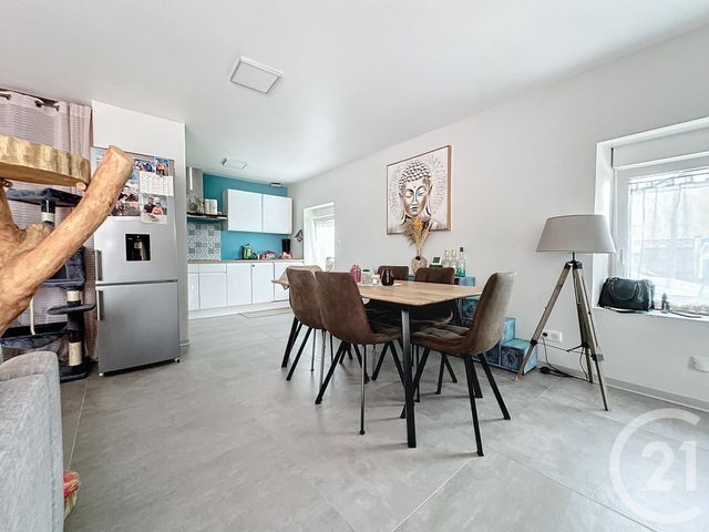 Appartement F3 &agrave; louer - 3 pi&egrave;ces - 80 m2 - Etupes - 25 - FRANCHE-COMTE