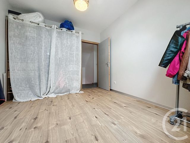 Appartement F3 &agrave; louer - 3 pi&egrave;ces - 80 m2 - Etupes - 25 - FRANCHE-COMTE