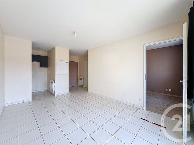 Appartement F2 &agrave; louer - 2 pi&egrave;ces - 33 m2 - Ste Suzanne - 25 - FRANCHE-COMTE