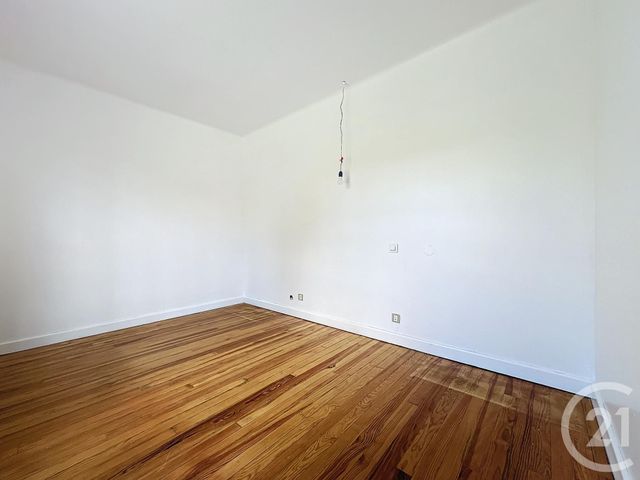 Maison &agrave; louer - 5 pi&egrave;ces - 100 m2 - Fesches Le Chatel - 25 - FRANCHE-COMTE