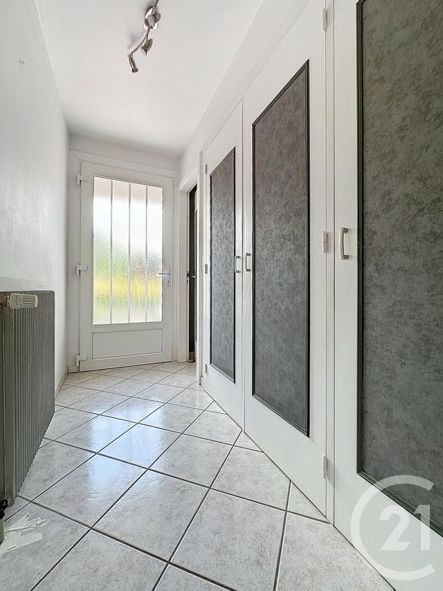 Maison &agrave; louer - 5 pi&egrave;ces - 100 m2 - Fesches Le Chatel - 25 - FRANCHE-COMTE