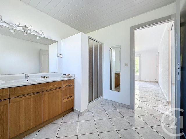 Maison &agrave; louer - 5 pi&egrave;ces - 100 m2 - Fesches Le Chatel - 25 - FRANCHE-COMTE