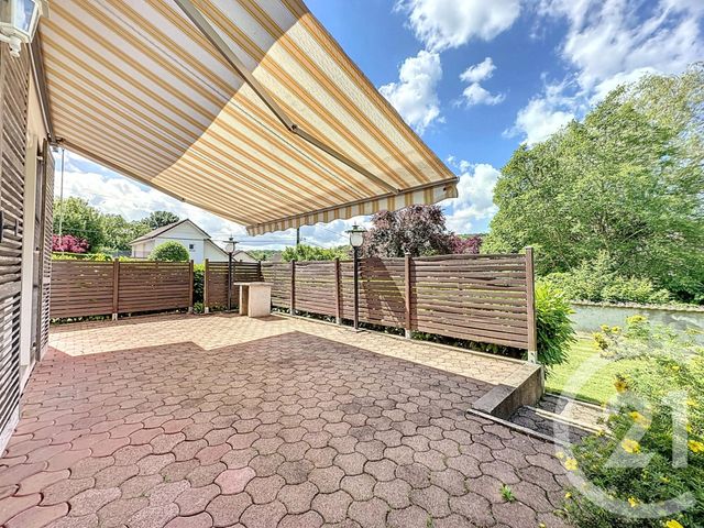 Maison &agrave; louer - 5 pi&egrave;ces - 100 m2 - Fesches Le Chatel - 25 - FRANCHE-COMTE