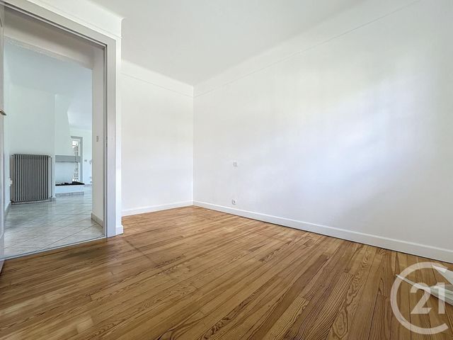 Maison &agrave; louer - 5 pi&egrave;ces - 100 m2 - Fesches Le Chatel - 25 - FRANCHE-COMTE