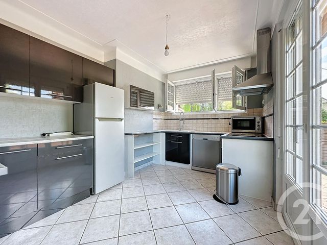 Maison &agrave; louer - 5 pi&egrave;ces - 100 m2 - Fesches Le Chatel - 25 - FRANCHE-COMTE