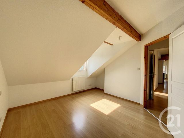 Appartement F4 &agrave; louer - 4 pi&egrave;ces - 80,60 m2 - Voujeaucourt - 25 - FRANCHE-COMTE