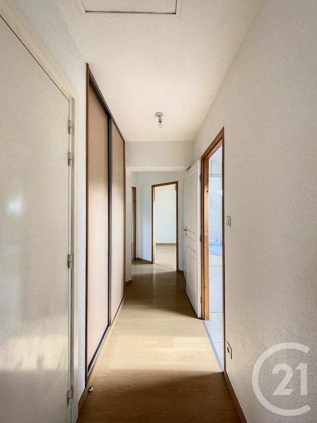 Appartement F4 &agrave; louer - 4 pi&egrave;ces - 80,60 m2 - Voujeaucourt - 25 - FRANCHE-COMTE