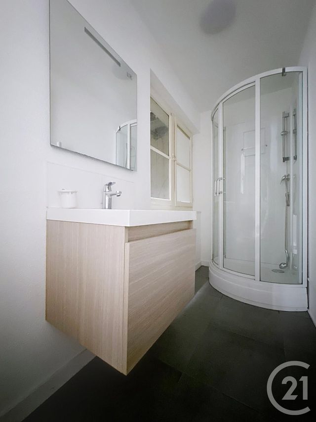 Appartement F3 &agrave; louer - 3 pi&egrave;ces - 69 m2 - Montbeliard - 25 - FRANCHE-COMTE