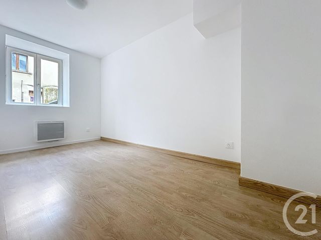 Appartement F3 &agrave; louer - 3 pi&egrave;ces - 69 m2 - Montbeliard - 25 - FRANCHE-COMTE