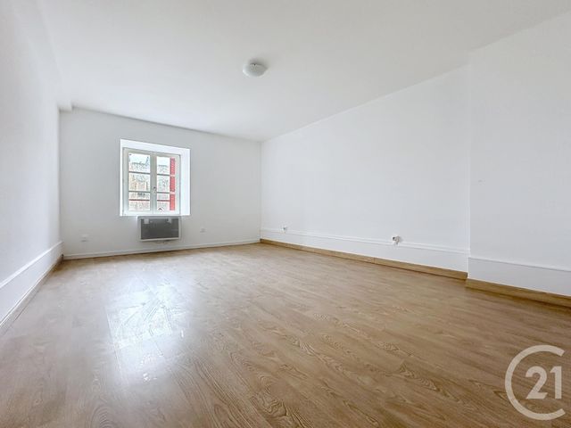 Appartement F3 &agrave; louer - 3 pi&egrave;ces - 69 m2 - Montbeliard - 25 - FRANCHE-COMTE