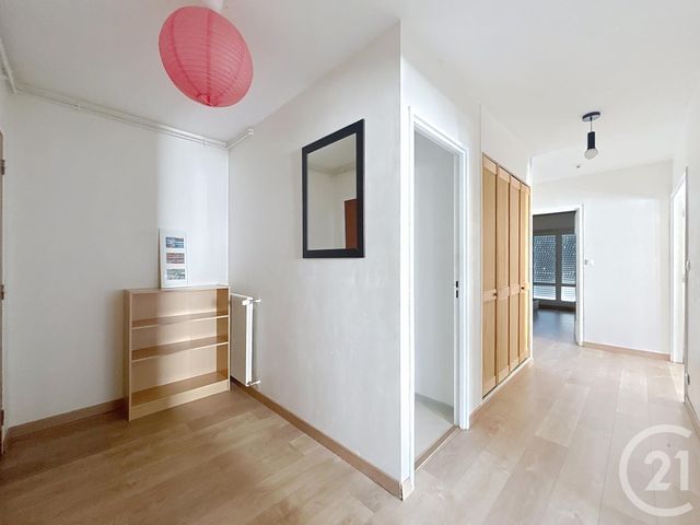 Appartement F2 &agrave; louer - 3 pi&egrave;ces - 66,59 m2 - Montbeliard - 25 - FRANCHE-COMTE