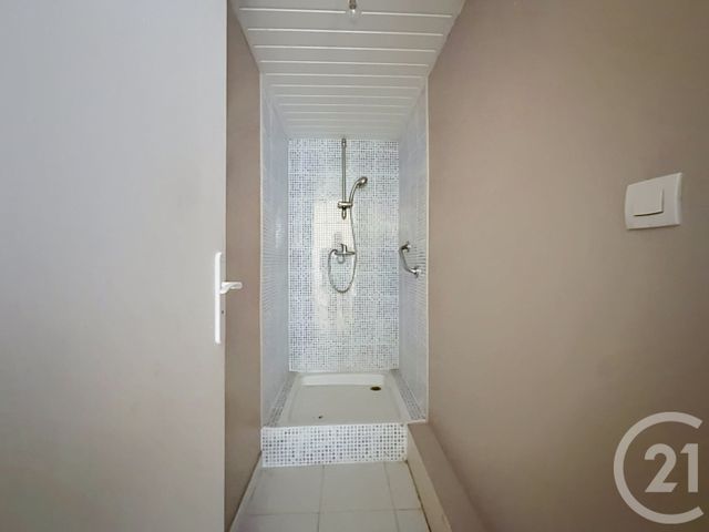 Appartement Local &agrave; louer - 4 pi&egrave;ces - 80 m2 - Sochaux - 25 - FRANCHE-COMTE