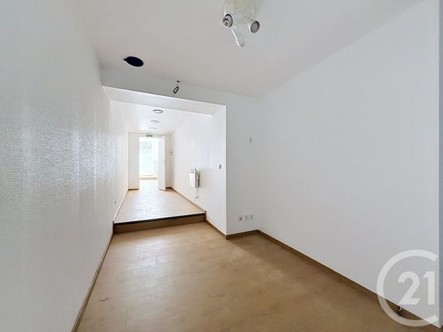 Appartement Local &agrave; louer - 4 pi&egrave;ces - 80 m2 - Sochaux - 25 - FRANCHE-COMTE