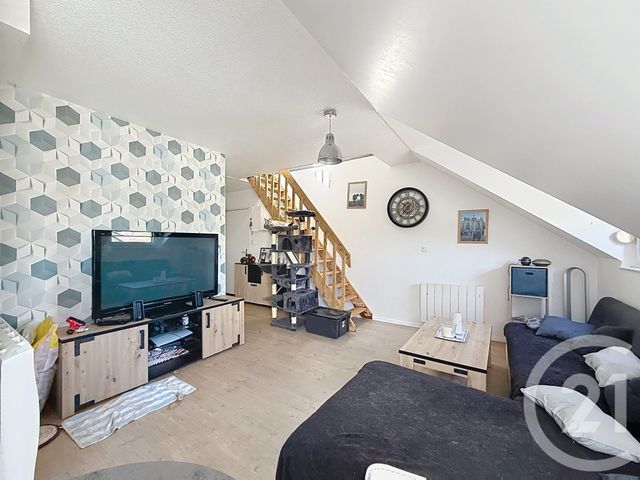 Appartement F2 &agrave; louer - 2 pi&egrave;ces - 45 m2 - L Isle Sur Le Doubs - 25 - FRANCHE-COMTE