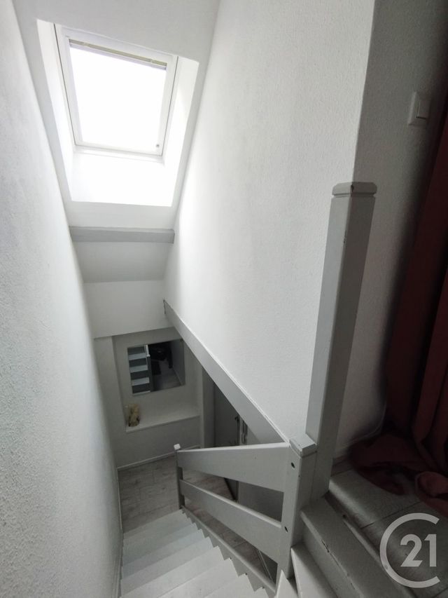 Appartement F2 &agrave; louer - 2 pi&egrave;ces - 55 m2 - Montbeliard - 25 - FRANCHE-COMTE