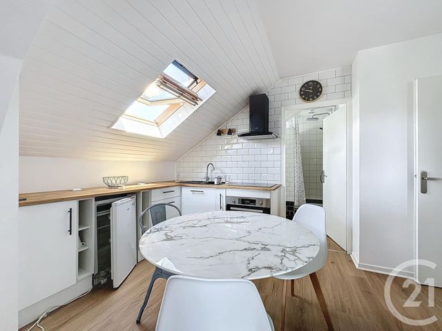 Appartement F2 &agrave; louer - 2 pi&egrave;ces - 37 m2 - Montbeliard - 25 - FRANCHE-COMTE