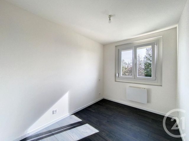 Appartement F4 &agrave; louer - 4 pi&egrave;ces - 70 m2 - Bethoncourt - 25 - FRANCHE-COMTE