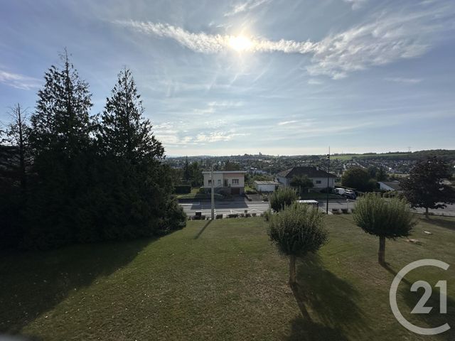Appartement F4 &agrave; louer - 4 pi&egrave;ces - 70 m2 - Bethoncourt - 25 - FRANCHE-COMTE