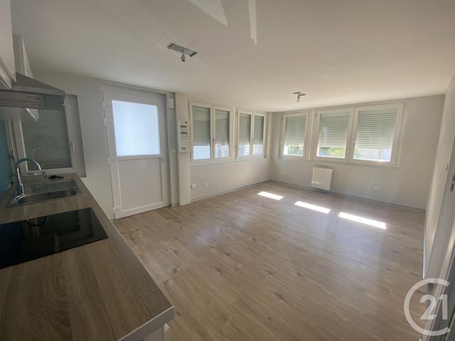 Appartement F2 &agrave; louer - 2 pi&egrave;ces - 45 m2 - Exincourt - 25 - FRANCHE-COMTE