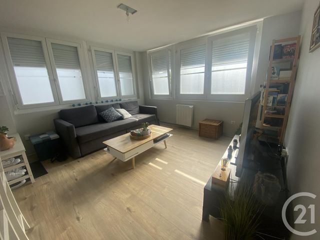 Appartement F2 &agrave; louer - 2 pi&egrave;ces - 45 m2 - Exincourt - 25 - FRANCHE-COMTE