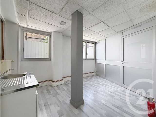 Appartement Local &agrave; louer - 3 pi&egrave;ces - 106 m2 - Audincourt - 25 - FRANCHE-COMTE