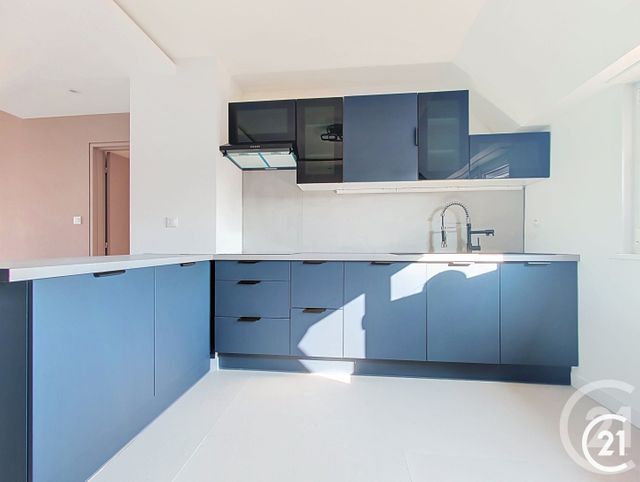Appartement F6 &agrave; vendre - 6 pi&egrave;ces - 109,13 m2 - Montbeliard - 25 - FRANCHE-COMTE