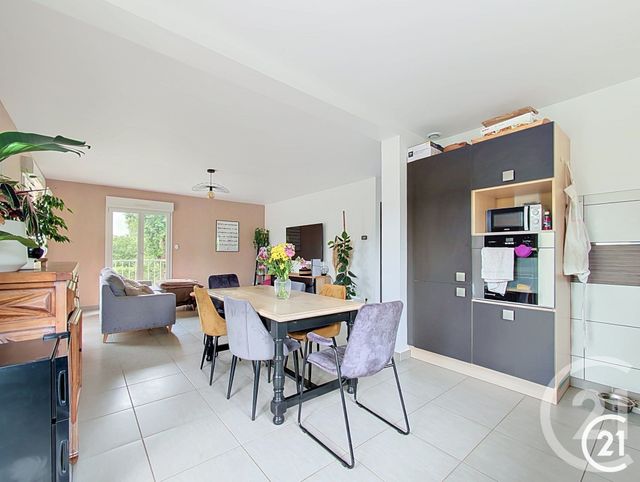 Appartement F5 &agrave; vendre - 5 pi&egrave;ces - 87,27 m2 - Voujeaucourt - 25 - FRANCHE-COMTE