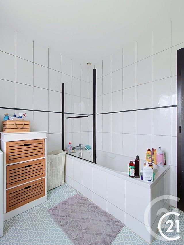 Appartement F5 &agrave; vendre - 5 pi&egrave;ces - 87,27 m2 - Voujeaucourt - 25 - FRANCHE-COMTE