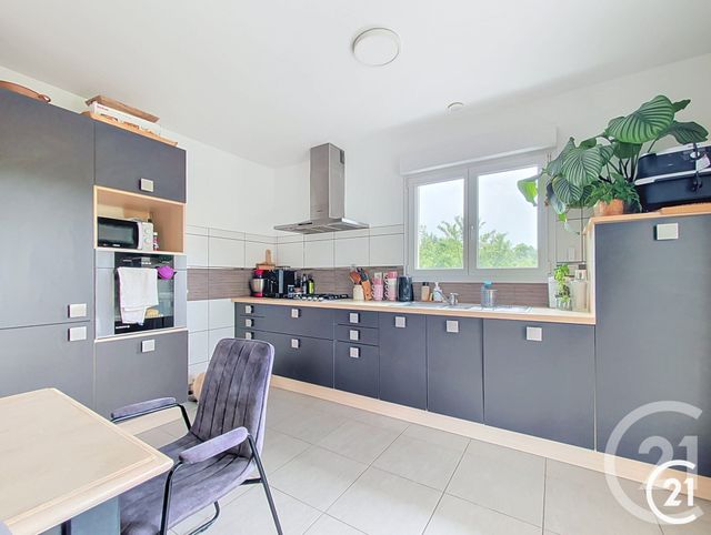Appartement F5 &agrave; vendre - 5 pi&egrave;ces - 87,27 m2 - Voujeaucourt - 25 - FRANCHE-COMTE